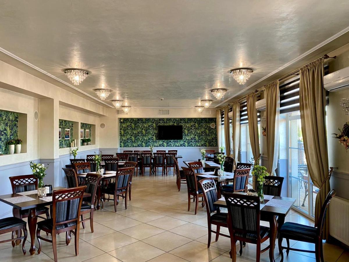 Hotel Stara Gorzelnia Licheń Dış mekan fotoğraf