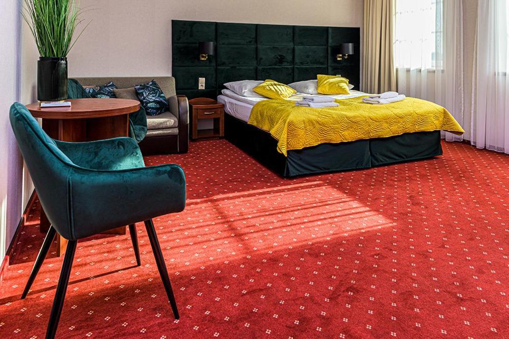 Hotel Stara Gorzelnia Licheń Dış mekan fotoğraf
