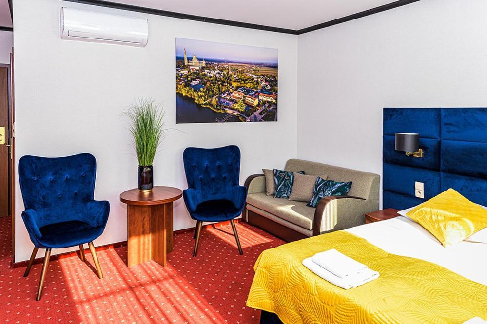 Hotel Stara Gorzelnia Licheń Dış mekan fotoğraf