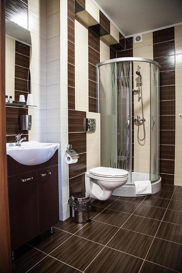 Hotel Stara Gorzelnia Licheń Dış mekan fotoğraf